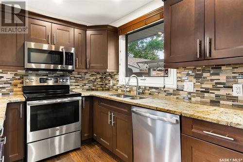 344 Habkirk Drive, Regina, SK - Indoor Photo Showing Kitchen With Stainless Steel Kitchen With Double Sink