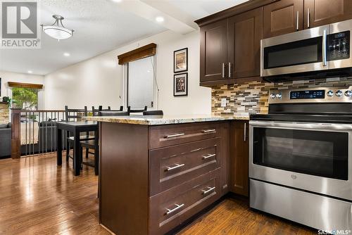 344 Habkirk Drive, Regina, SK - Indoor Photo Showing Kitchen With Stainless Steel Kitchen With Upgraded Kitchen