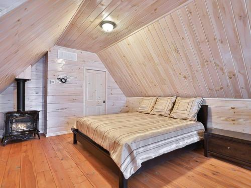 Chambre Ã  coucher principale - 7461 Ch. Forest, Terrebonne (La Plaine), QC - Indoor Photo Showing Bedroom