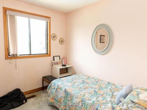 67 Shirley St, Orangeville, ON - Indoor Photo Showing Bedroom