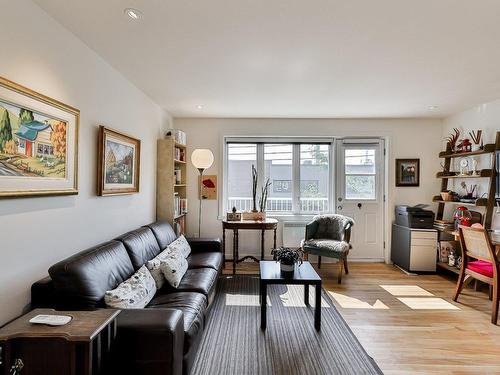 Salon - 925 Rue De Port-Royal E., Montréal (Ahuntsic-Cartierville), QC - Indoor Photo Showing Living Room