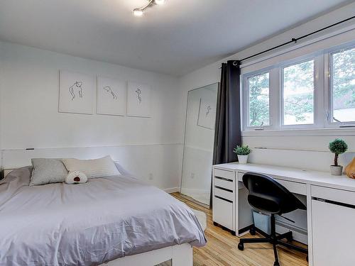 Chambre Ã Â coucher - 1085 Rue De Ste-Foy, Saint-Bruno-De-Montarville, QC - Indoor Photo Showing Bedroom