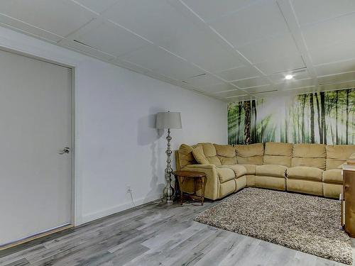 Salle familiale - 1085 Rue De Ste-Foy, Saint-Bruno-De-Montarville, QC - Indoor Photo Showing Living Room