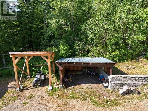 5798 Quesnel-Hixon Road, Quesnel, BC - Outdoor With Backyard