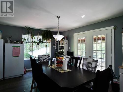 5798 Quesnel-Hixon Road, Quesnel, BC - Indoor Photo Showing Dining Room