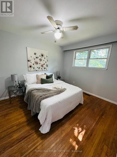 6 Glenecho Drive, Barrie, ON - Indoor Photo Showing Bedroom