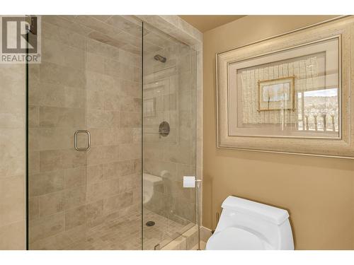 1160 Sunset Drive Unit# 1203, Kelowna, BC - Indoor Photo Showing Bathroom