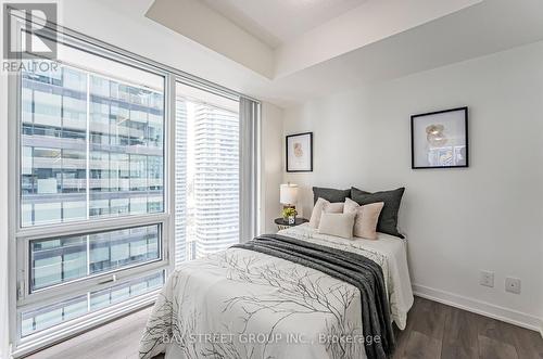 4310 - 100 Harbour Street, Toronto, ON - Indoor Photo Showing Bedroom