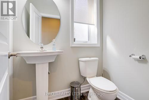 18 Perdita Road, Brampton, ON - Indoor Photo Showing Bathroom