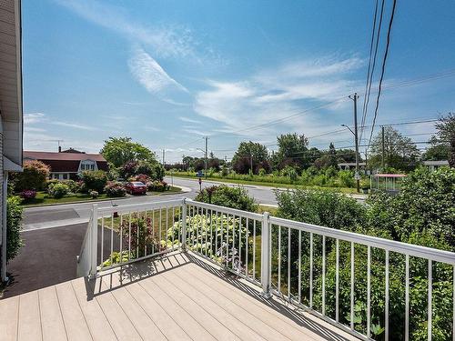 Terrasse - 5750 Boul. Kimber, Longueuil (Saint-Hubert), QC - Outdoor