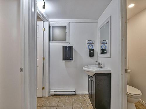 Powder room - 54  - 56 Ch. D'Entrelacs, Sainte-Marguerite-Du-Lac-Masson, QC - Indoor Photo Showing Bathroom