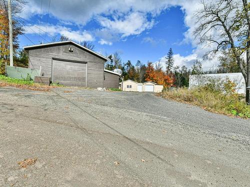 Garage - 54  - 56 Ch. D'Entrelacs, Sainte-Marguerite-Du-Lac-Masson, QC - Outdoor