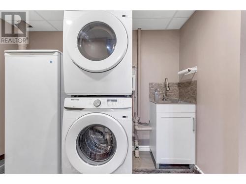 115 4035 22 Avenue, Prince George, BC - Indoor Photo Showing Laundry Room