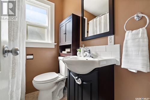 2058 Mcdonald Street, Regina, SK - Indoor Photo Showing Bathroom