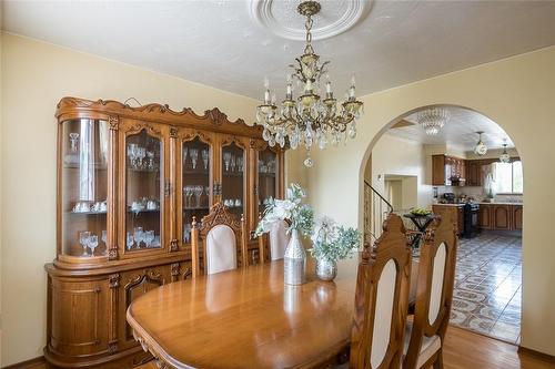 420 Barton Street E, Hamilton, ON - Indoor Photo Showing Dining Room