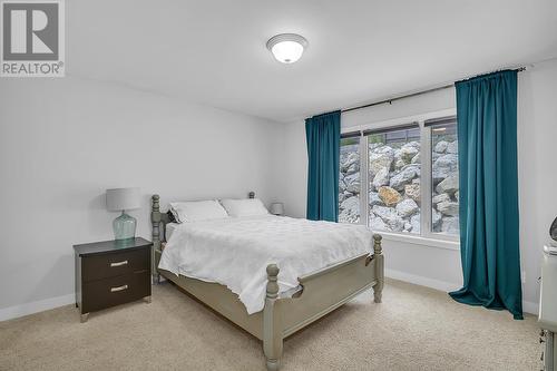 1286 Tanemura Crescent, Kelowna, BC - Indoor Photo Showing Bedroom