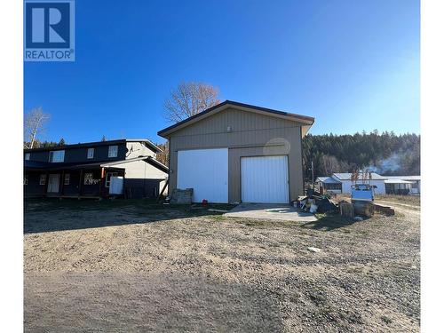 8207 Ross Road, Quesnel, BC - Outdoor