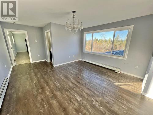 8207 Ross Road, Quesnel, BC - Indoor Photo Showing Other Room