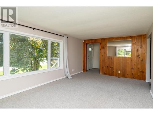 6955 Taft Drive, Prince George, BC - Indoor Photo Showing Other Room