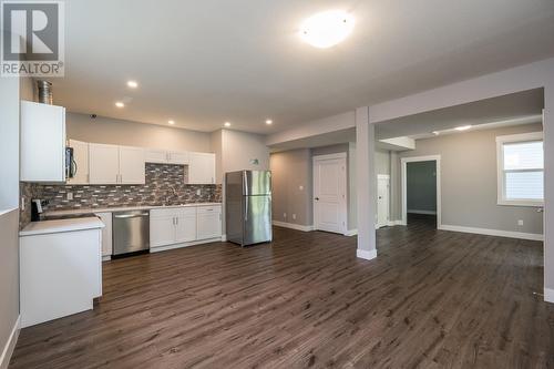 1218 Orizaba Court, Prince George, BC - Indoor Photo Showing Kitchen