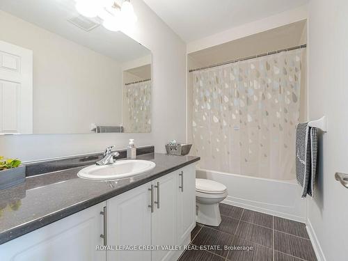 12 Isle Royal Terr, Brampton, ON - Indoor Photo Showing Bathroom