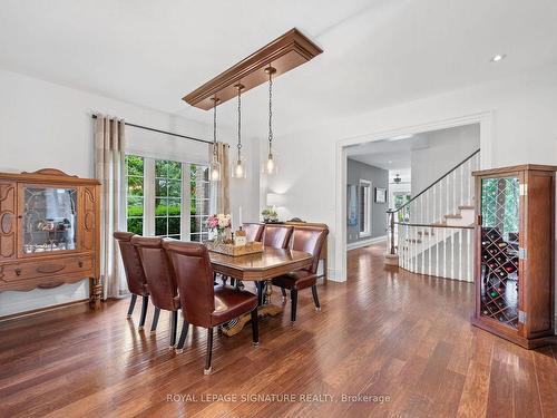 10 Forest Ridge Cres, Halton Hills, ON - Indoor Photo Showing Dining Room