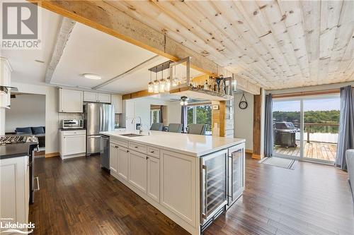 Kitchen - 288 King'S Farm Road, Port Severn, ON - Indoor Photo Showing Kitchen With Stainless Steel Kitchen With Upgraded Kitchen