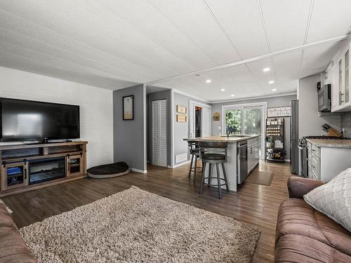 2505 Kinvig Street, Merritt, BC - Indoor Photo Showing Laundry Room