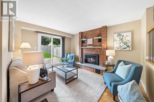 439 Grange Court, Oshawa, ON - Indoor Photo Showing Living Room With Fireplace