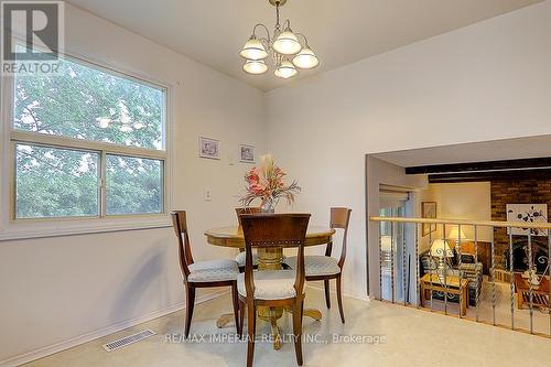 33 Longbow Square, Toronto, ON - Indoor Photo Showing Dining Room
