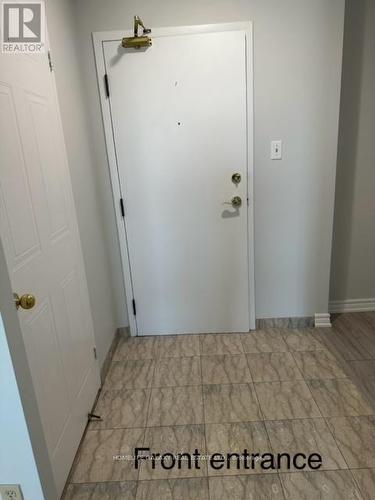 822 - 11753 Sheppard Avenue E, Toronto, ON - Indoor Photo Showing Other Room