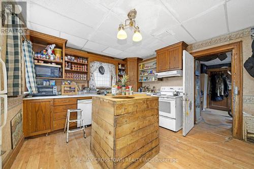 56 First Street, Orangeville, ON - Indoor Photo Showing Kitchen