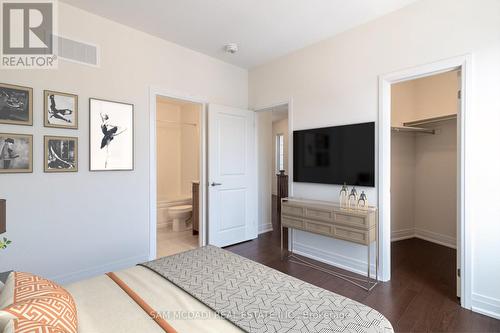 90 Salina Street, Mississauga, ON - Indoor Photo Showing Bedroom