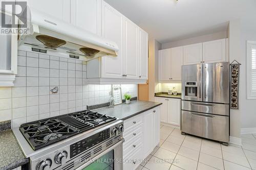 32 Radial Street, Brampton, ON - Indoor Photo Showing Kitchen With Upgraded Kitchen