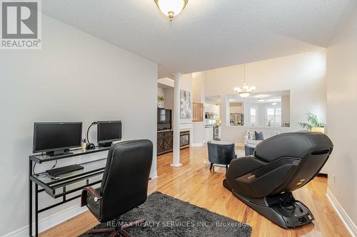 32 Radial Street, Brampton, ON - Indoor Photo Showing Office