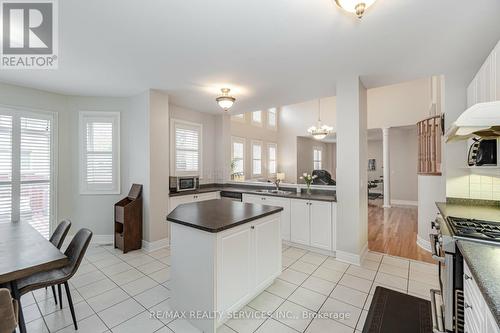 32 Radial Street, Brampton, ON - Indoor