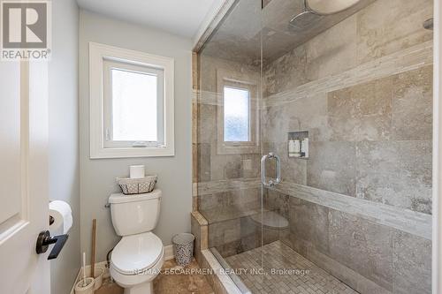 923 Beechwood Avenue, Mississauga, ON - Indoor Photo Showing Bathroom
