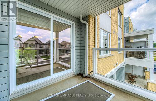 17 Valencia Drive E, Kitchener, ON - Outdoor With Exterior