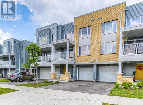 17 Valencia Drive E, Kitchener, ON - Outdoor With Balcony With Facade