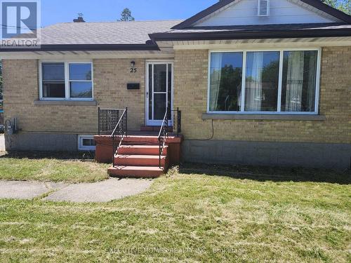 25-B Amos Avenue, Waterloo, ON - Outdoor