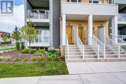 122 Seabrook Drive S, Kitchener, ON - Outdoor With Balcony With Facade