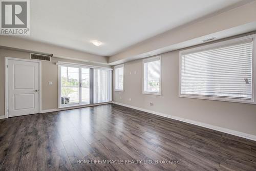 122 Seabrook Drive S, Kitchener, ON - Indoor Photo Showing Other Room