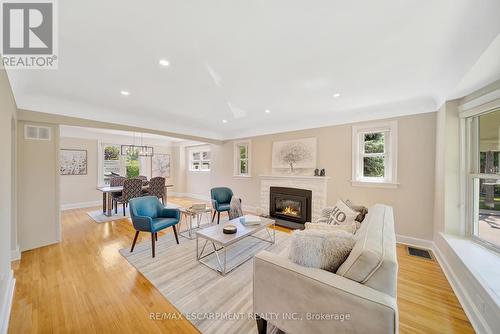 55 East 13Th Street, Hamilton, ON - Indoor Photo Showing Living Room With Fireplace