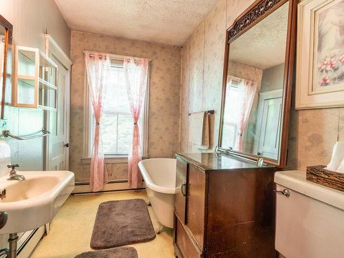 Bathroom - 3150 Ch. Bartlett, Cookshire-Eaton, QC - Indoor Photo Showing Bathroom