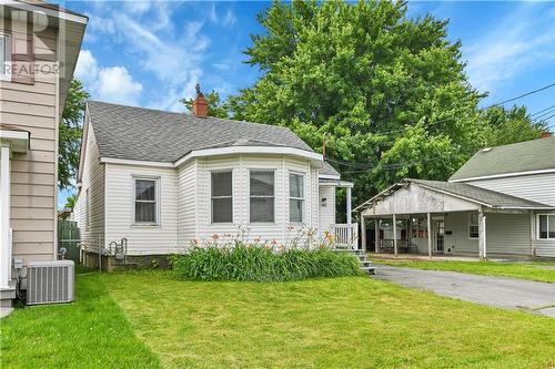 324 Eighth Street W, Cornwall, ON - Outdoor With Deck Patio Veranda