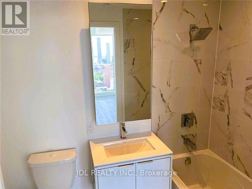 2602 - 77 Shuter Street, Toronto, ON - Indoor Photo Showing Bathroom