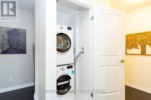1308 - 8 Mercer Street, Toronto, ON - Indoor Photo Showing Laundry Room