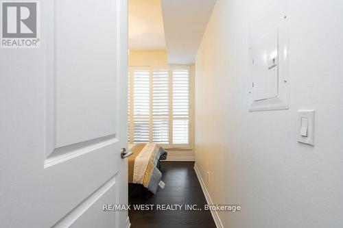 1308 - 8 Mercer Street, Toronto, ON - Indoor Photo Showing Other Room