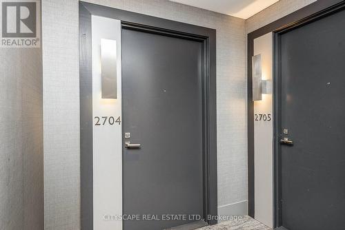 2704 - 2916 Highway 7, Vaughan, ON - 