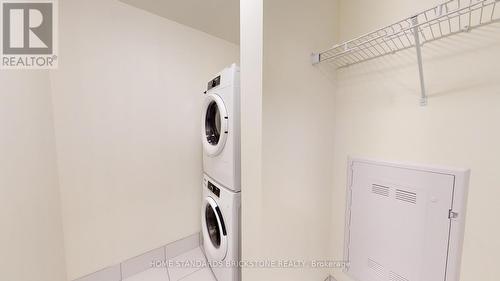 506 - 3237 Bayview Avenue, Toronto, ON - Indoor Photo Showing Laundry Room
